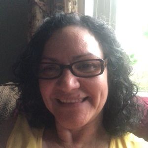 Meet your Posher, Aurea